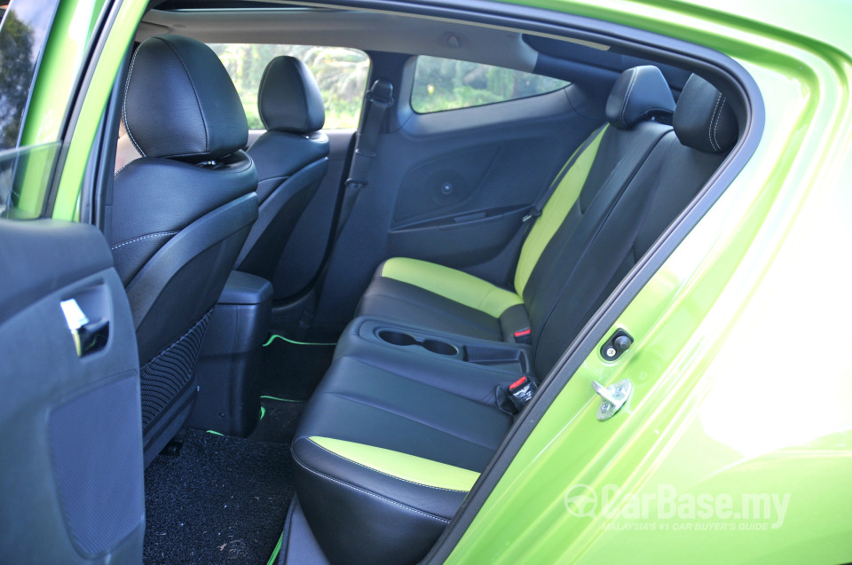 Hyundai Veloster Mk1 Facelift (2015) Interior