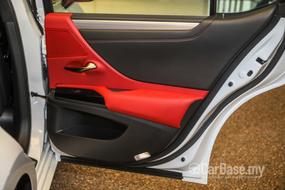 Lexus ES XZ10 Facelift (2021) Interior