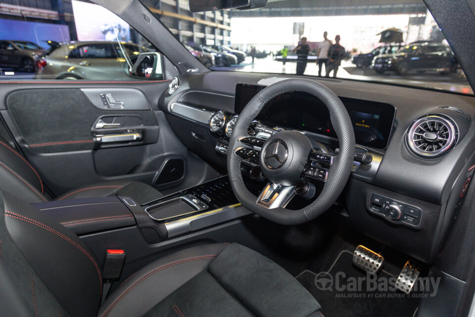 Mercedes-Benz AMG GLB X247 Facelift (2024) Interior