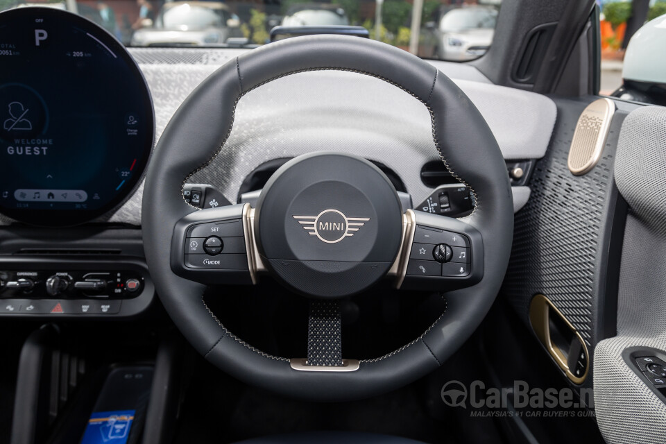 MINI Electric J01 (2024) Interior