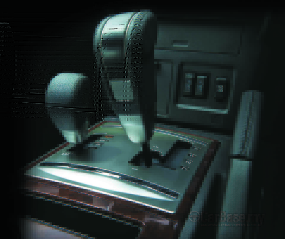 Mitsubishi Pajero V80 Facelift 2 (2014) Interior