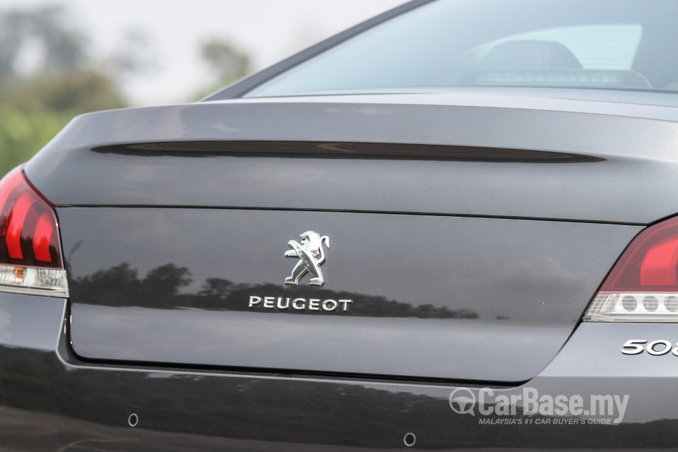 Peugeot 508 Mk1 Facelift (2015) Exterior