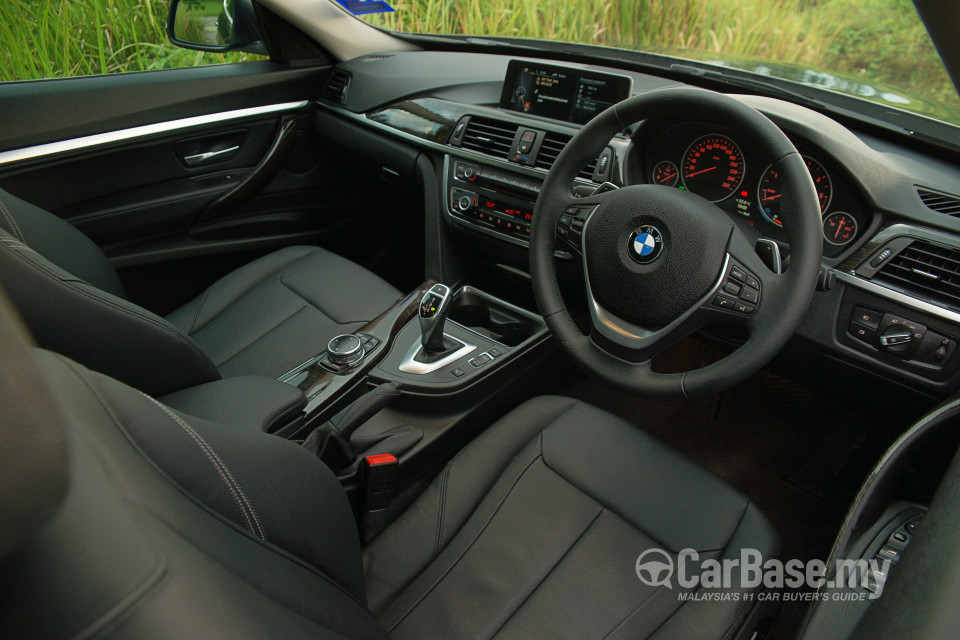 BMW 3 Series GT F34 (2013) Interior