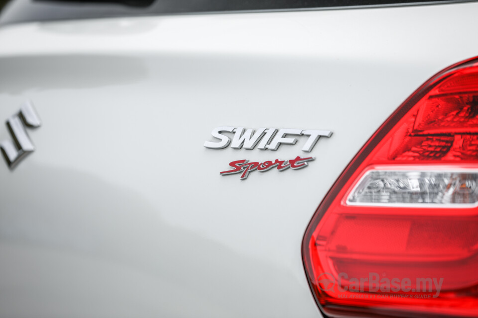 Suzuki Swift Sport ZC33S (2021) Exterior