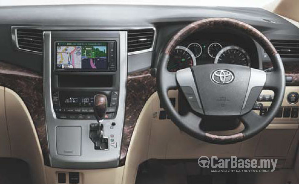 Toyota Alphard AH20 Facelift (2014) Interior