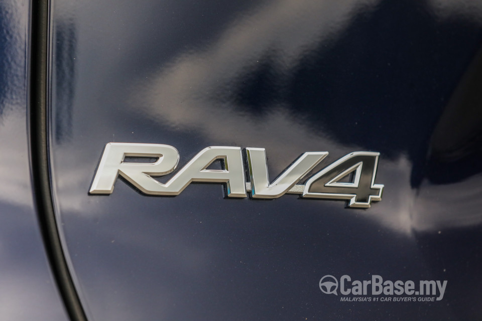 Toyota RAV4 XA50 (2020) Exterior