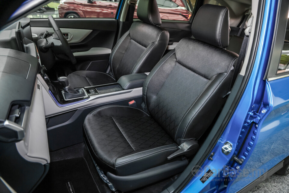 Toyota Veloz W101 (2022) Interior