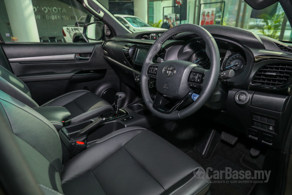 Toyota Hilux Revo N80 Facelift 2 (2020) Interior