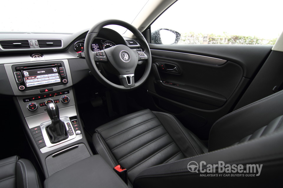 Volkswagen CC Mk1 Facelift (2009) Interior