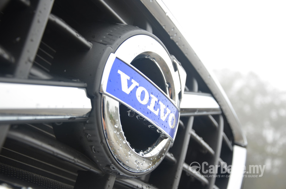 Volvo XC60 Mk1 (2013) Exterior