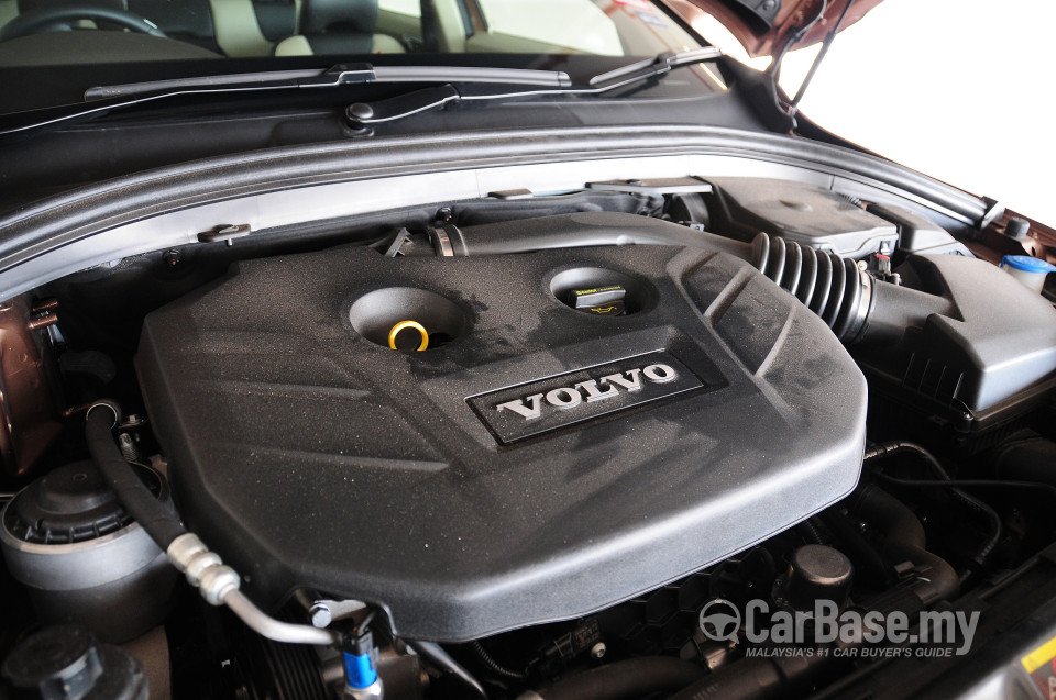 Volvo XC60 Mk1 (2013) Interior